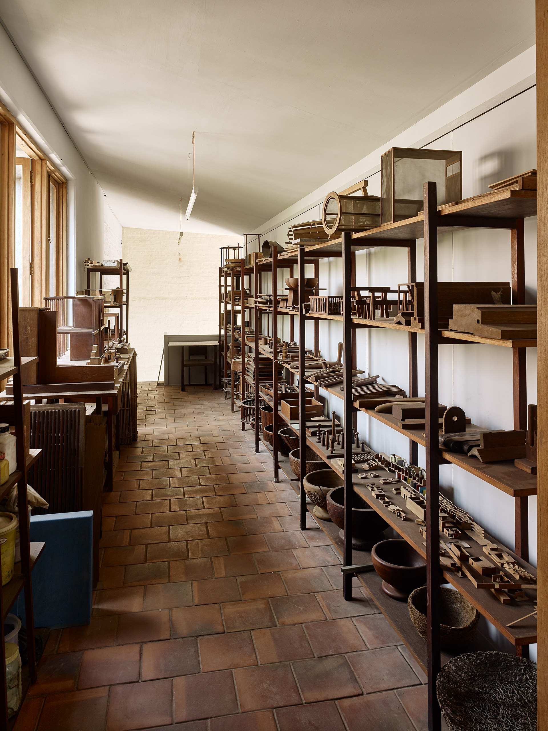 Studio Mumbai, Saat Rasta